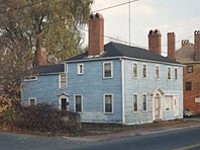 photo of Maplewood Avenue apartment building in Portsmouth.